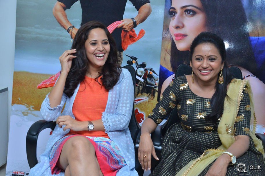 Suma-and-Anasuya-Press-Meet-about-Winner-Movie
